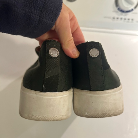 Steve Madden Women’s 10 Zayna Green Camouflage Canvas Slip-On Sneakers Shoes - Picture 2 of 7